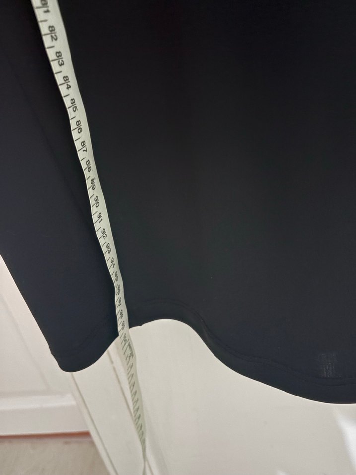 Journey Altın nakis Detaylı Siyah Uzun V Yaka Elbise - Görsel 5