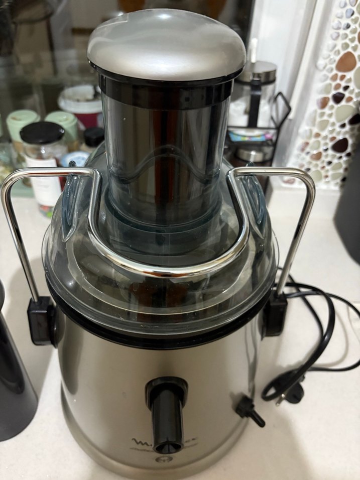 Moulinex Gri-Beyaz Katı Meyve Sıkacağı - Görsel 2