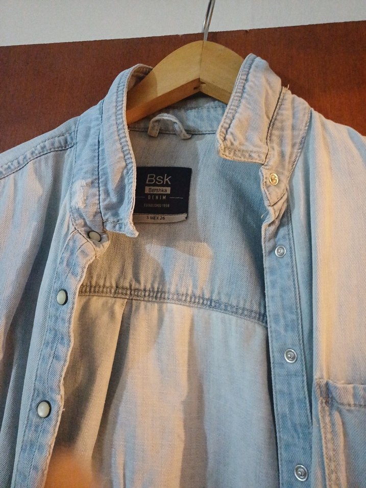 Mavi Denim Düğmeli Kadın Gömlek - Görsel 2