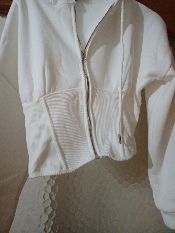 Beyaz Fermuarlı Kadın Sweatshirt - Görsel 2