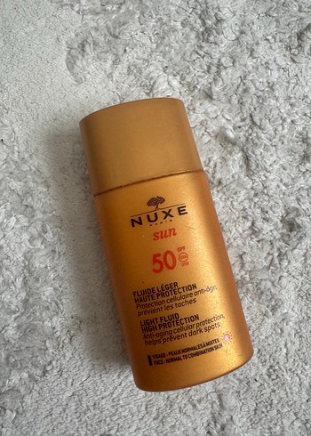 Beden Nuxe Sun SPF 50 Yüz İçin Güneş Koruyucu