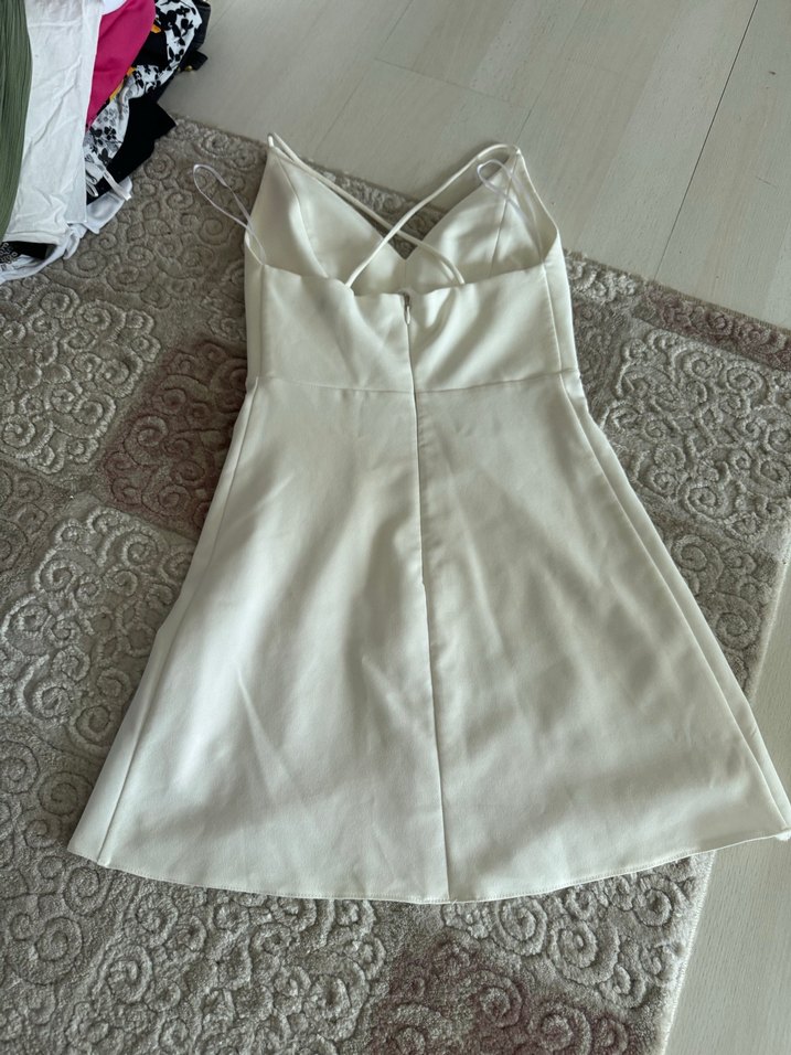 V Yaka Kolsuz Mini abiye - Görsel 5