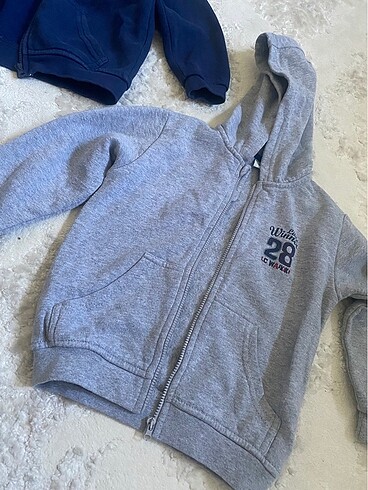 LC Waikiki 2-3 yas kapsonlu sweat hirka