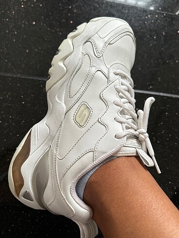 Skechers D'lites 3.0 Air - Golden Rules Skechers 40 no fazla giyilmedi ye