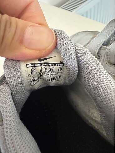 26 Beden gri Renk 26 no Nike