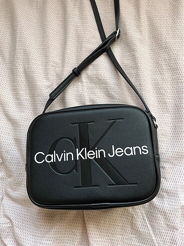 Orijinal Calvin klein camera çanta