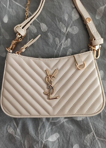 Yves Saint Laurent Çanta 