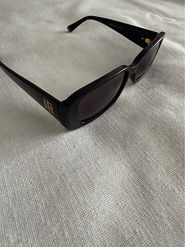 Tommy Hilfiger Gözlük - Görsel 4