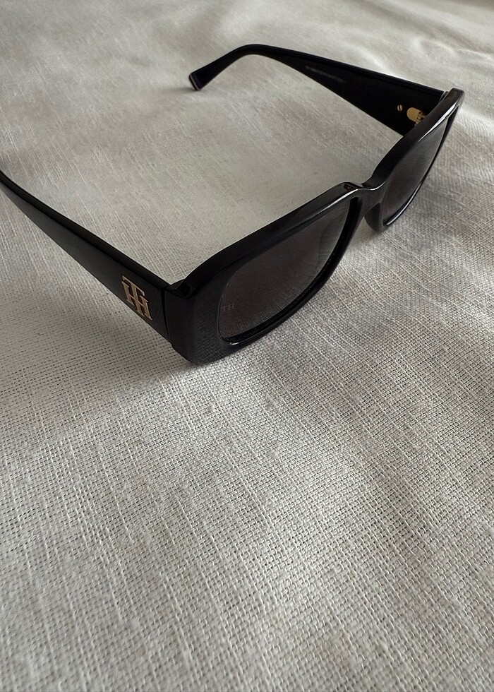 Tommy Hilfiger Gözlük - Görsel 4