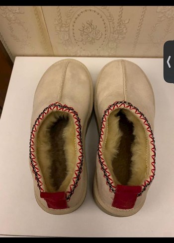 Bej Kürklü Kadın bot ugg