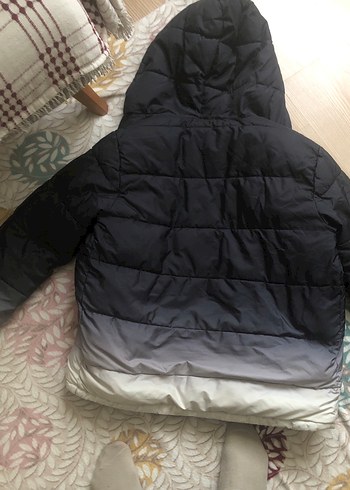 Kadın Gri Kapüşonlu Kış Montu - Görsel 3