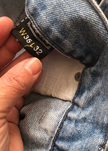 Düğmeli Mavi Bol Kesim Kadın Kot Pantolon - Görsel 4