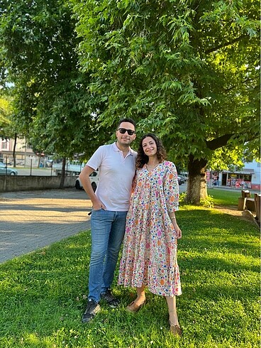 Çiçekli elbise