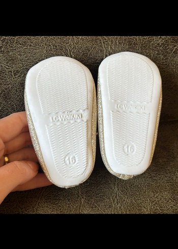 Parlak Altın Babet  ayakkabı - Görsel 2