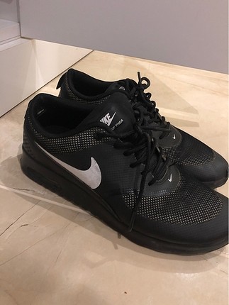 Nike spor ayakkabı