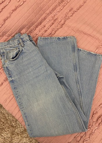 Pull and Bear Kelebek Detaylı Wide Leg Pantolon