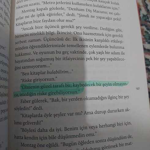 Beden Renk Fahrenheit 451 roman