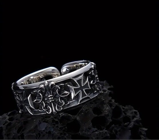 Chrome Hearts Yüzük ve kolye seti