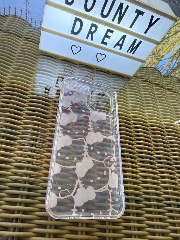 İPhone 13 Hello Kitty Telefon Kılıfı - Görsel 3