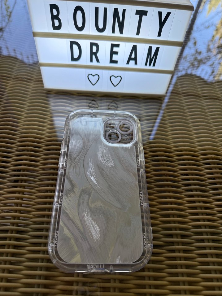 Kelebek desenli iPhone 15 Telefon Kılıfı - Görsel 3