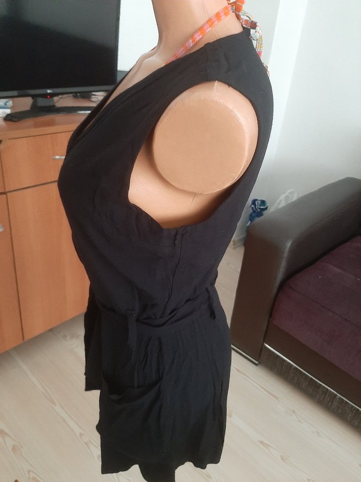 Siyah şortlu tulum - Görsel 4