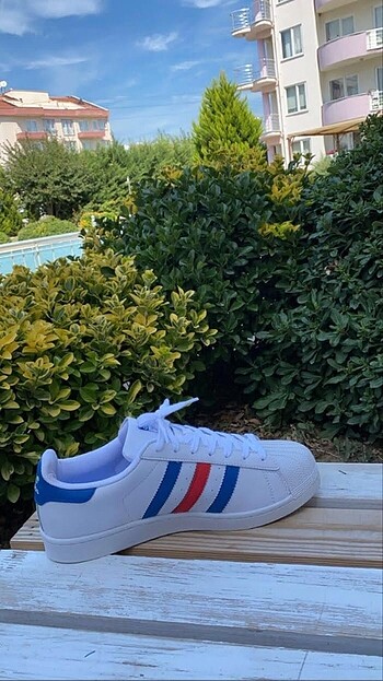 SÜPERSTAR Red-Blue ????