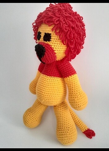 El Örgüsü Max Amigurumi Örgü Oyuncak 30cm