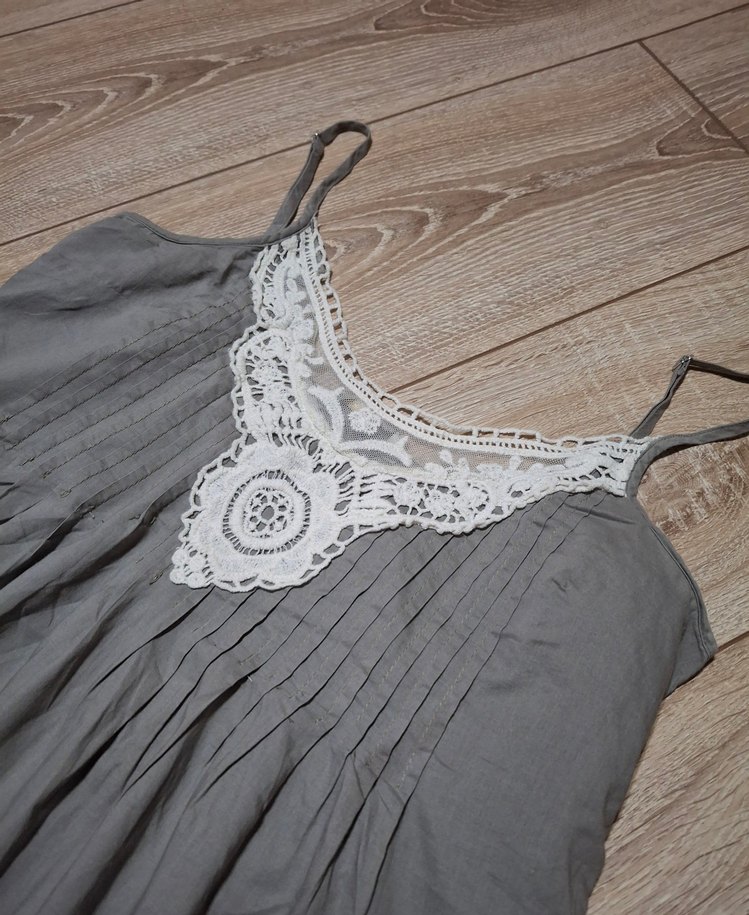 yakası nakışlı gri renkli keten bluz. - Görsel 3