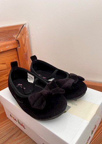 Kız Çocuk Siyah Bantlı Babet Ayakkabı - Görsel 6