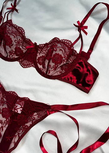 m Beden Koyu Kırmızı Bralet Takımı
