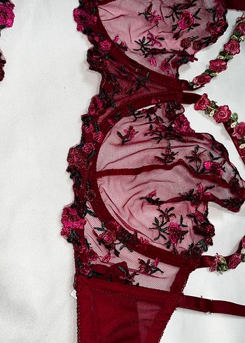 Victoria s Secret Bordo Dantelli Bralet Takımı