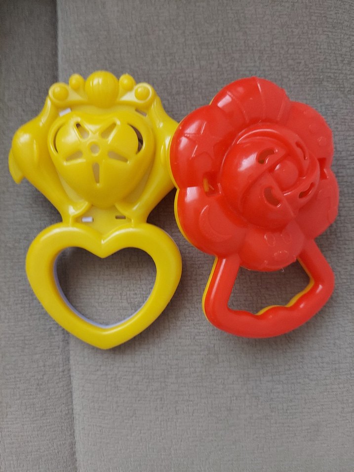 Renkli Diş Kaşıyıcı ve Çıngırak Seti - Görsel 2