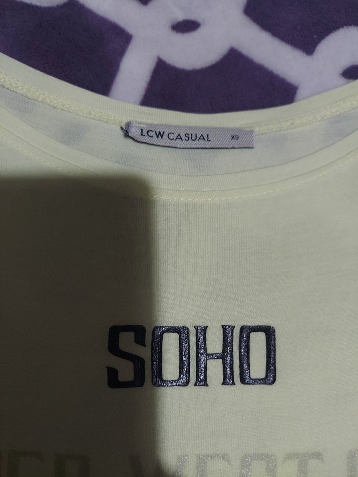 Sarı Kadın Baskılı Kısa Kollu Tişört - Görsel 2