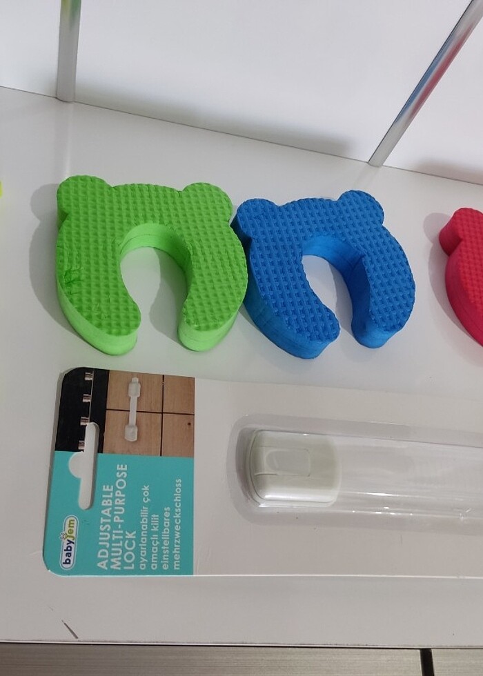 Çeşitli markalara ait bebek güvenlik seti  - Görsel 4