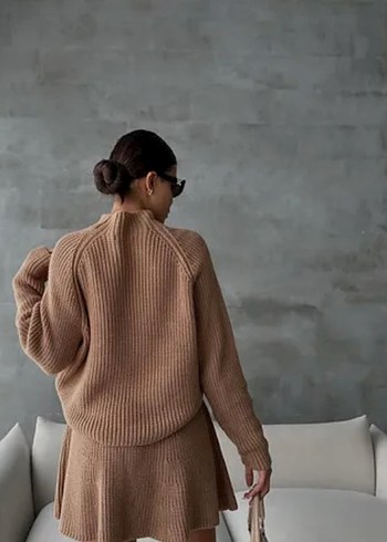 Trendyol & Milla Fitilli Dik Yaka Kazak Etek Triko Takım bej rengi