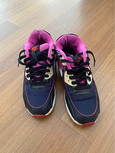 38 Beden Orjinal Nike Airmax spor ayakkabı 38 numara