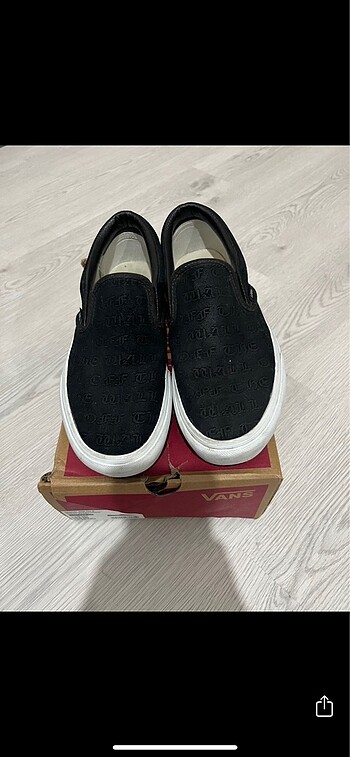38 Beden VANS CLASSİC SLİP ON
