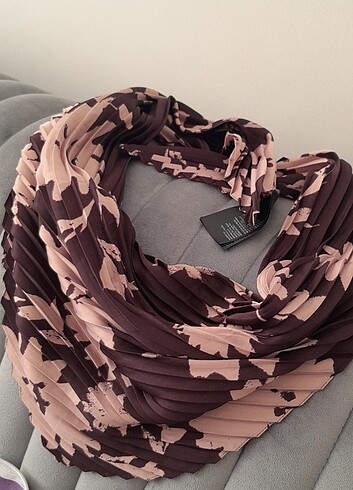 H&m. Fular. - Görsel 3