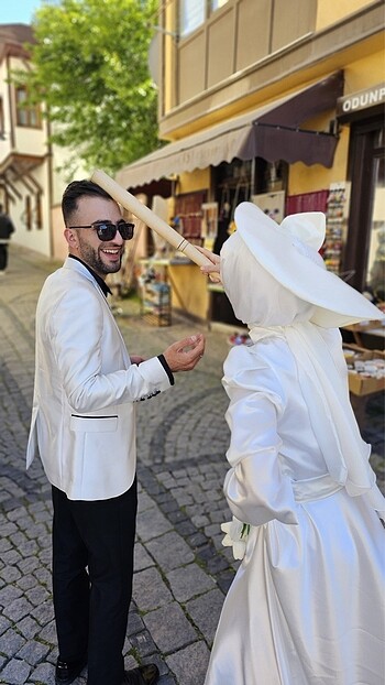 Diğer Nikahta giyildi