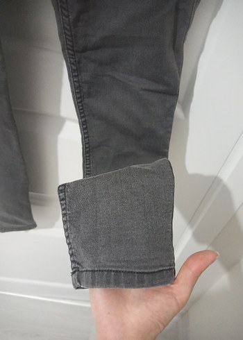 Gri İnce Kesim Kadın Denim Pantolon - Görsel 3