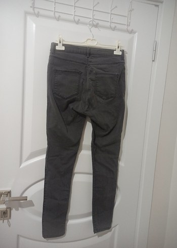 Gri İnce Kesim Kadın Denim Pantolon - Görsel 4