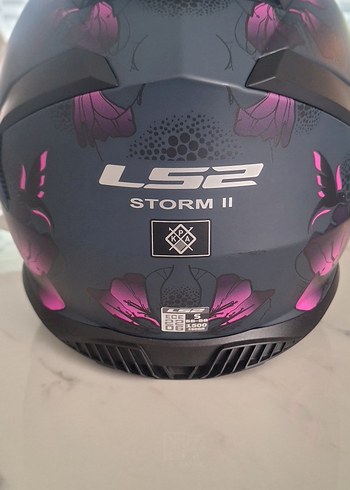 Parlak Pembe Baskılı Kadıb Motosiklet Kaskı - Görsel 4