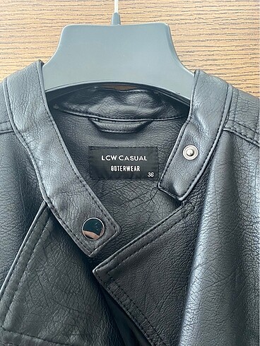 LC Waikiki Deri ceket
