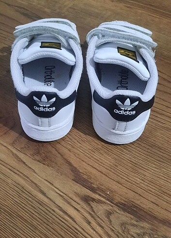 Adidas Çocuk ayakkabi