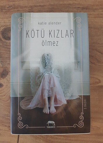  Kötü Kızlar Ölmez Serisi