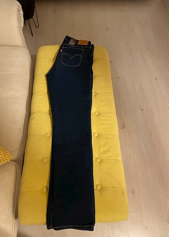 Levis Kadın Lacivert Normal Kesim Kot Pantolon