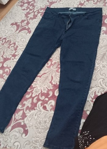 Lacoste Koyu Lacivert Dar Kesim Denim Jean