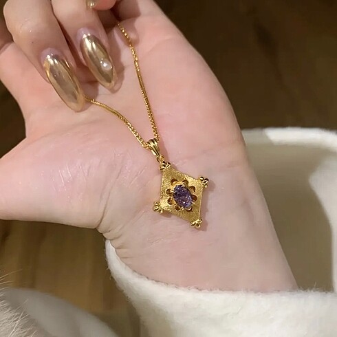 Beden altın Renk Vintage Necklace