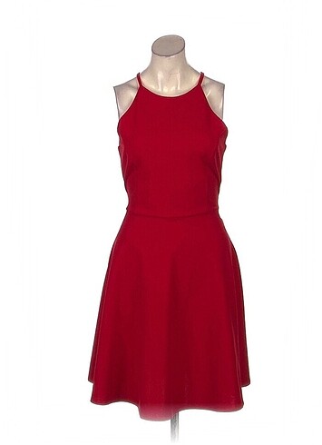 Halter yaka elbise