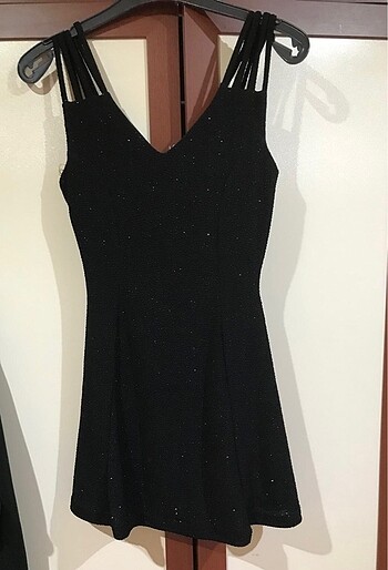 36 Beden Siyah simli mini elbise